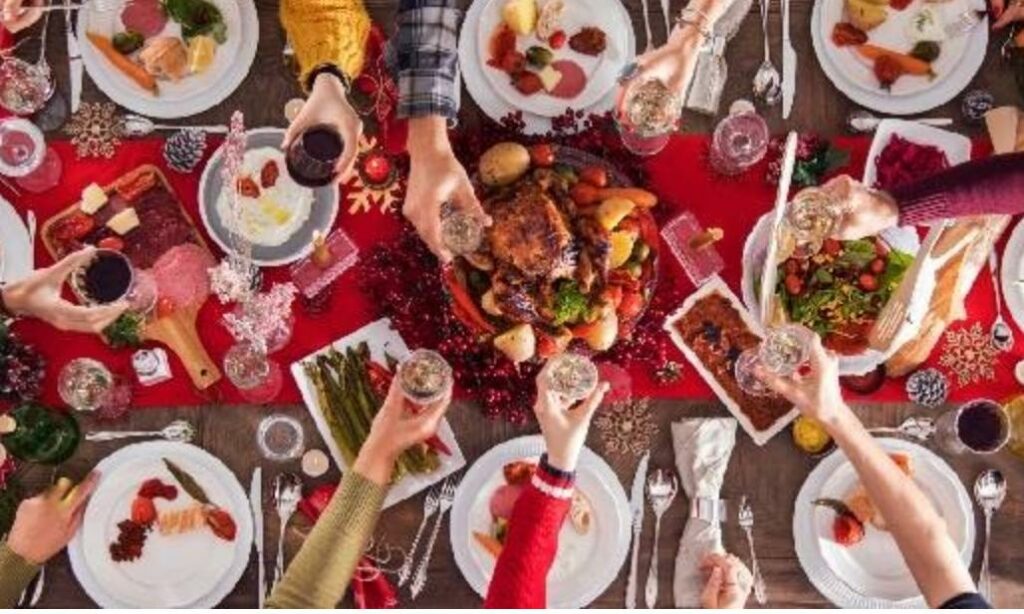 Comment se préparer aux repas de fêtes (souvent trop riches) sans culpabiliser ni se priver